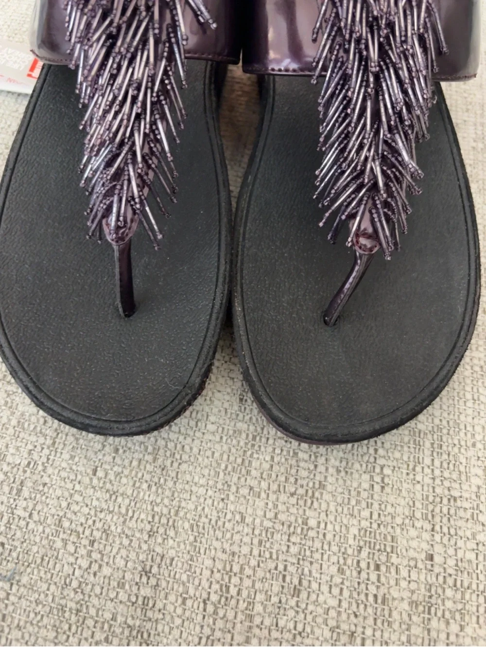 FitFlop Beaded Fringe Toe Post Sandals Plum Leather Women’s US 8 NWT